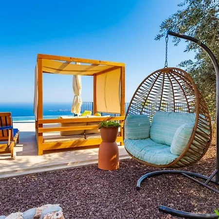 Silver House, Luxurious In Villa Kas